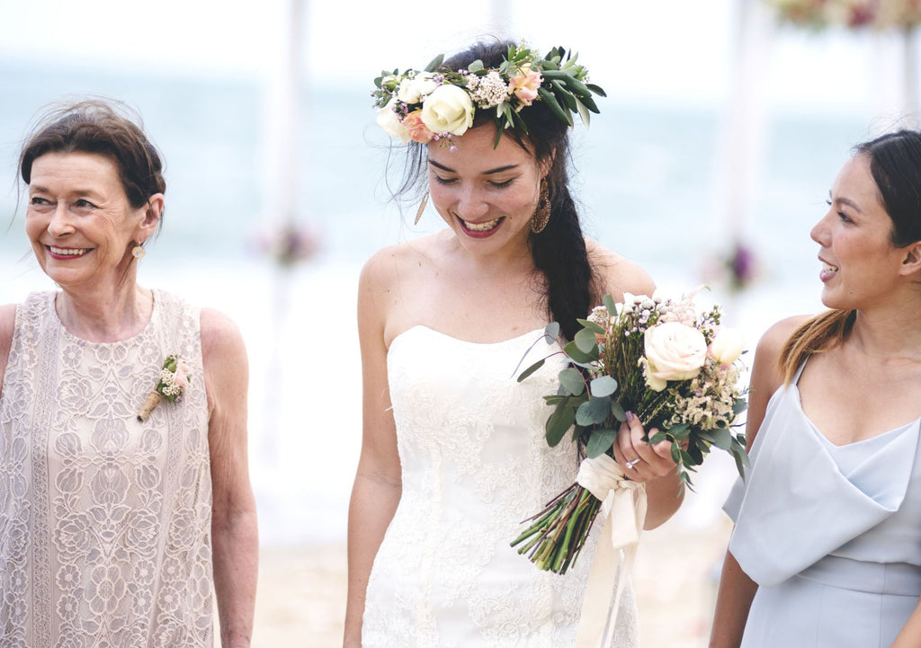 Bride, Moms and Bridesmaids